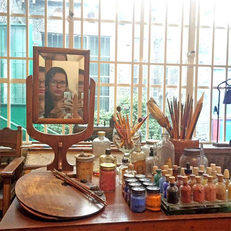 Foto no espelho de Frida Kahlo